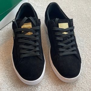 NEW RARE PUMA Suede Classic Gold Metal Badge Black Sneakers Men’s 8US 370081 01